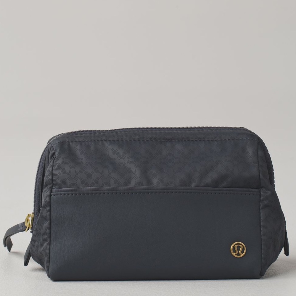Lululemon Mind & Body Bag